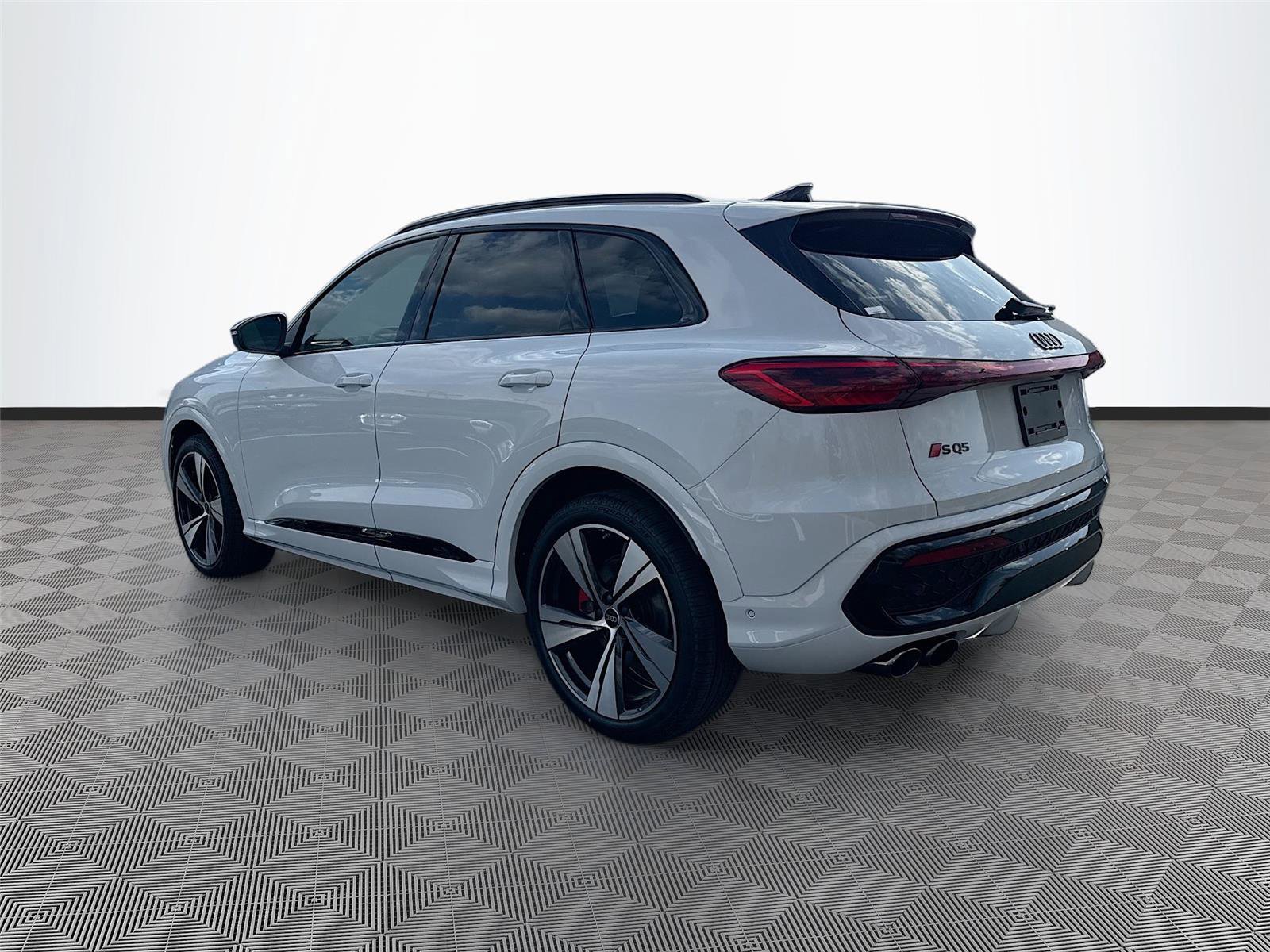 New 2025 Audi SQ5 Premium Plus image 5