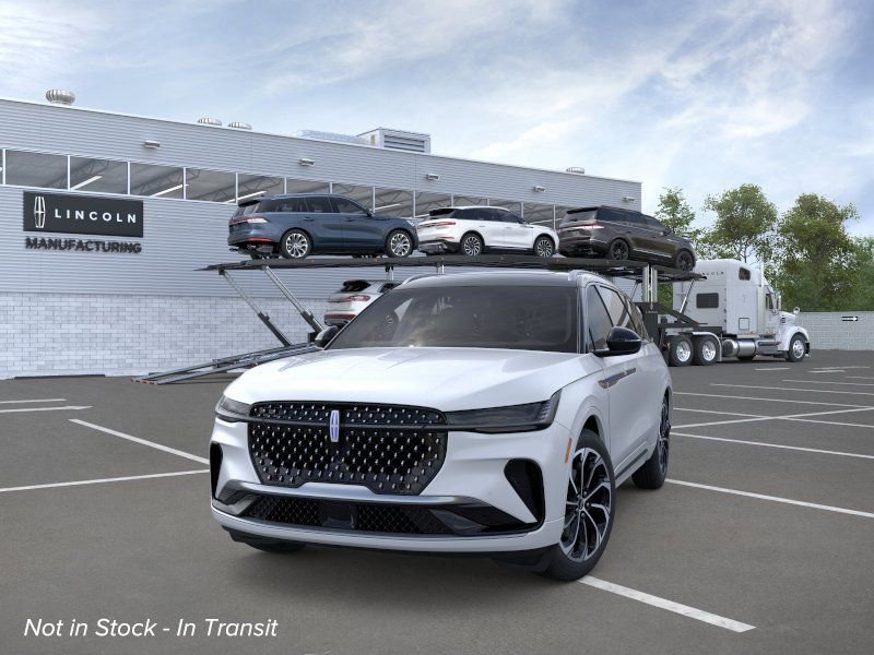 New 2026 Lincoln Nautilus Reserve AWD/4WD image 2