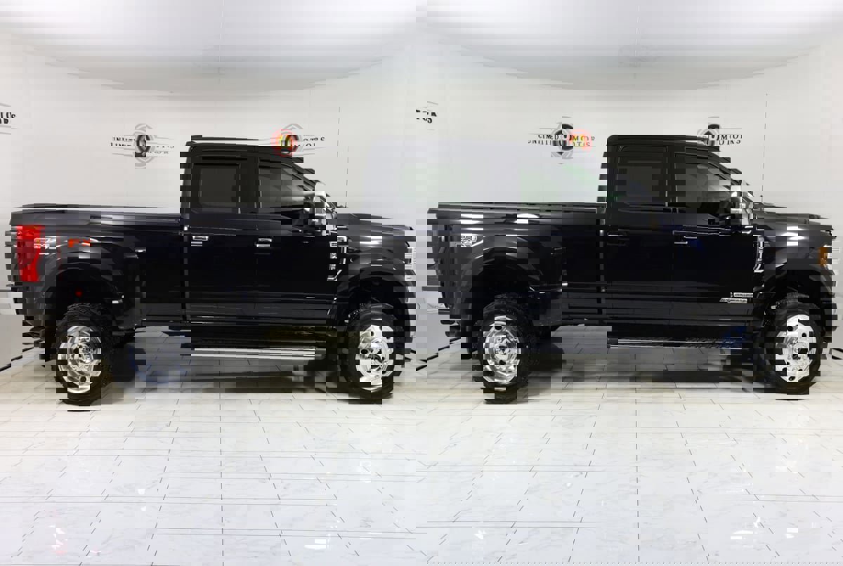 Used 2020 Ford F450 Lariat w/ Lariat Ultimate Package image 2