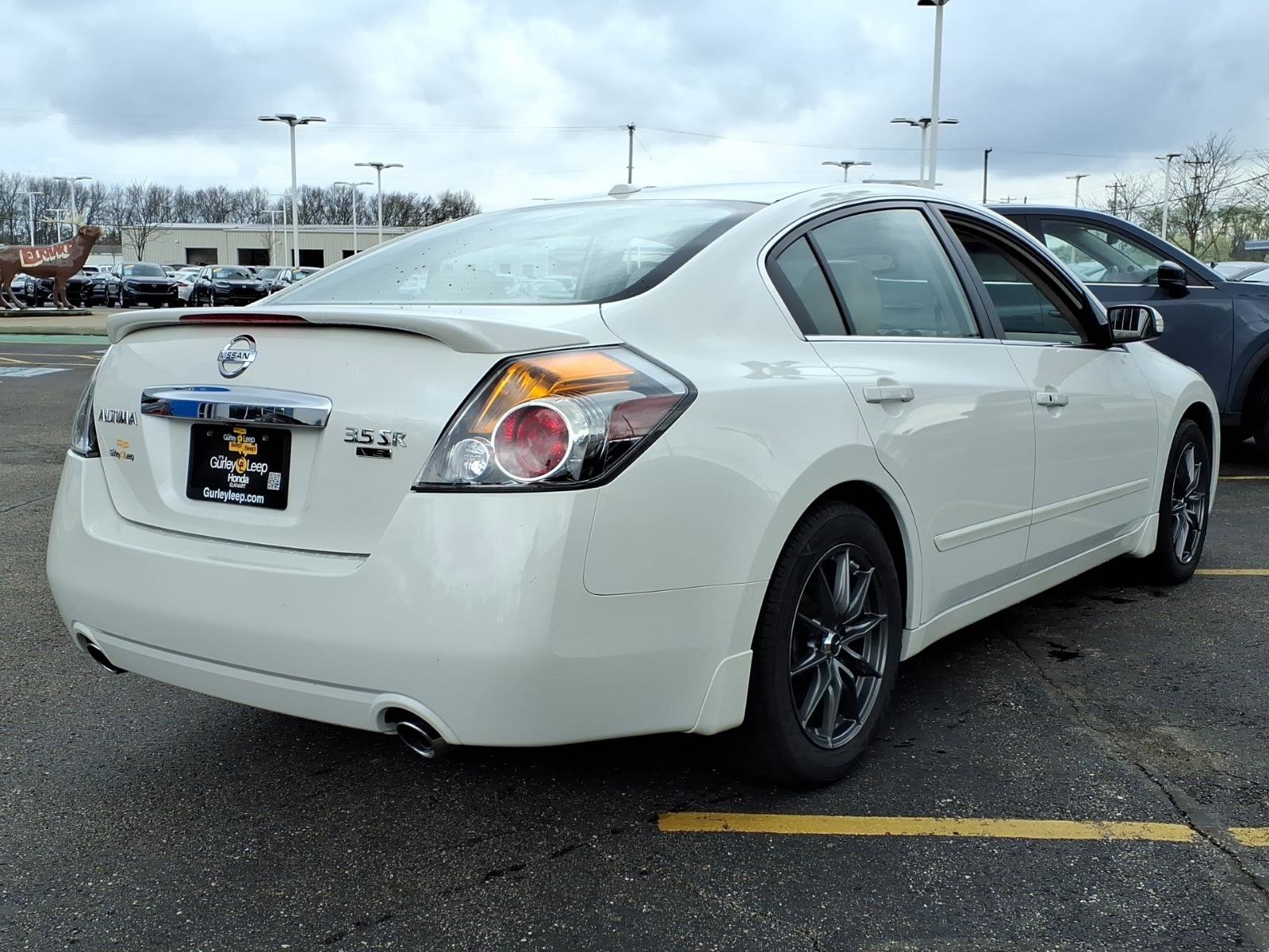 Used 2012 Nissan Altima 3.5 SR w/ Sport Pkg image 11