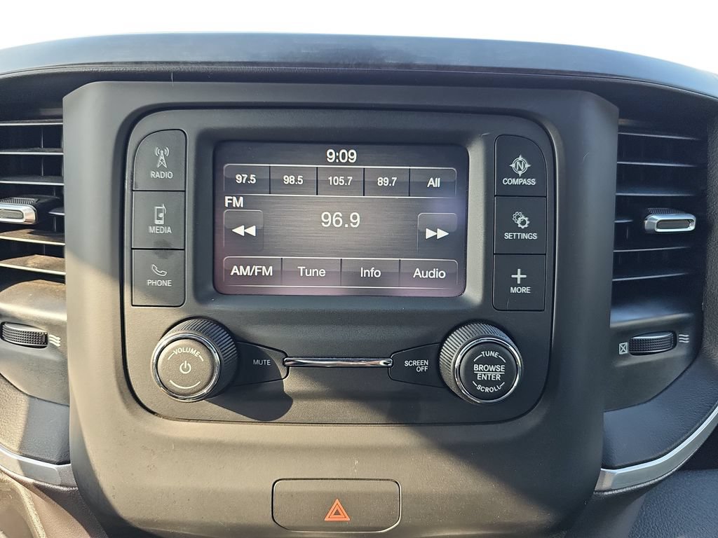 Used 2022 RAM 1500 Big Horn AWD/4WD image 21