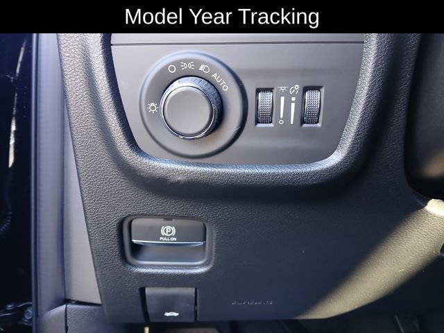 New 2025 Jeep Grand Cherokee L Laredo image 27