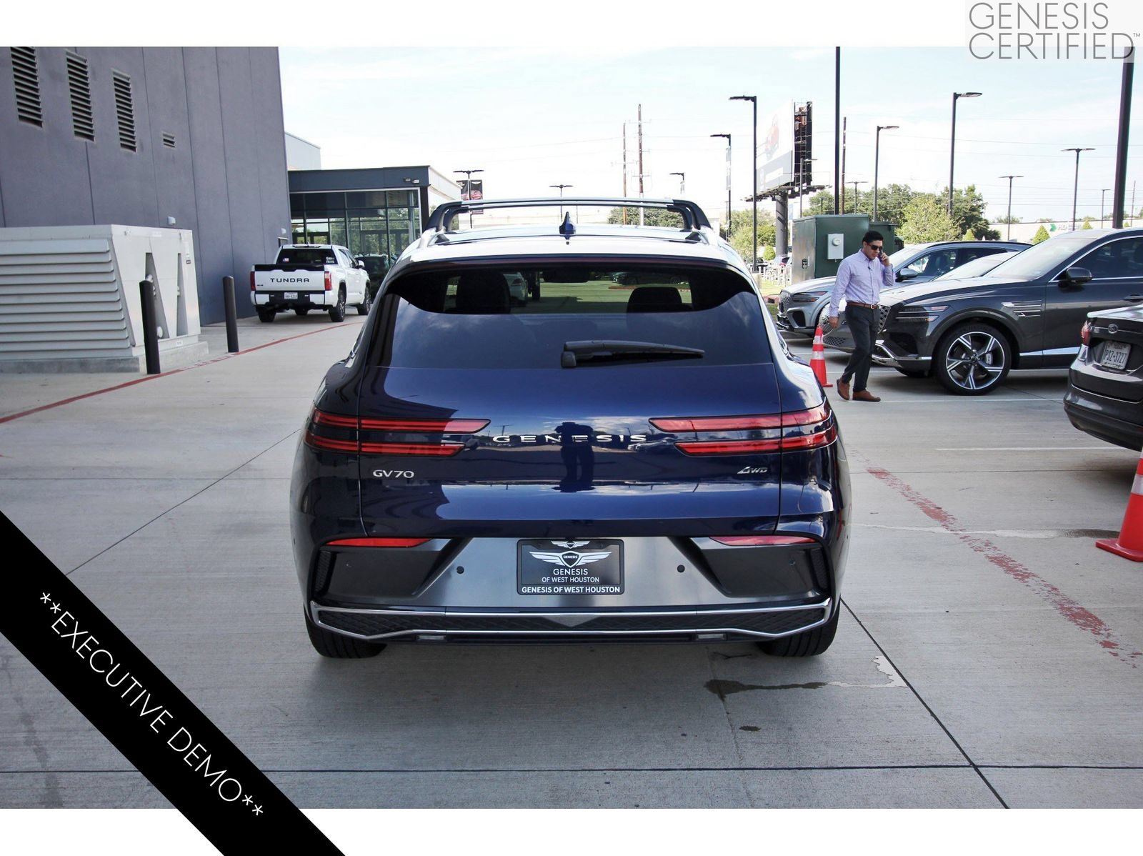 Used 2026 Genesis GV70 2.5T Advanced AWD/4WD image 8