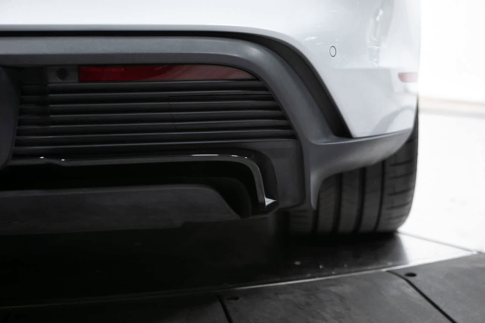 Certified 2023 Porsche Taycan GTS AWD/4WD image 20