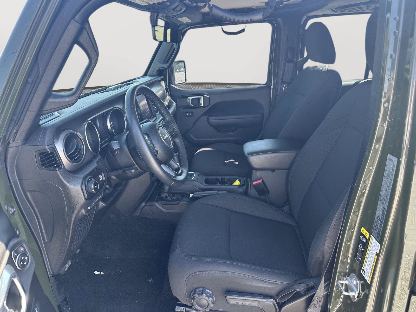 Used 2023 Jeep Wrangler Unlimited w/ Cold Weather Group AWD/4WD image 17