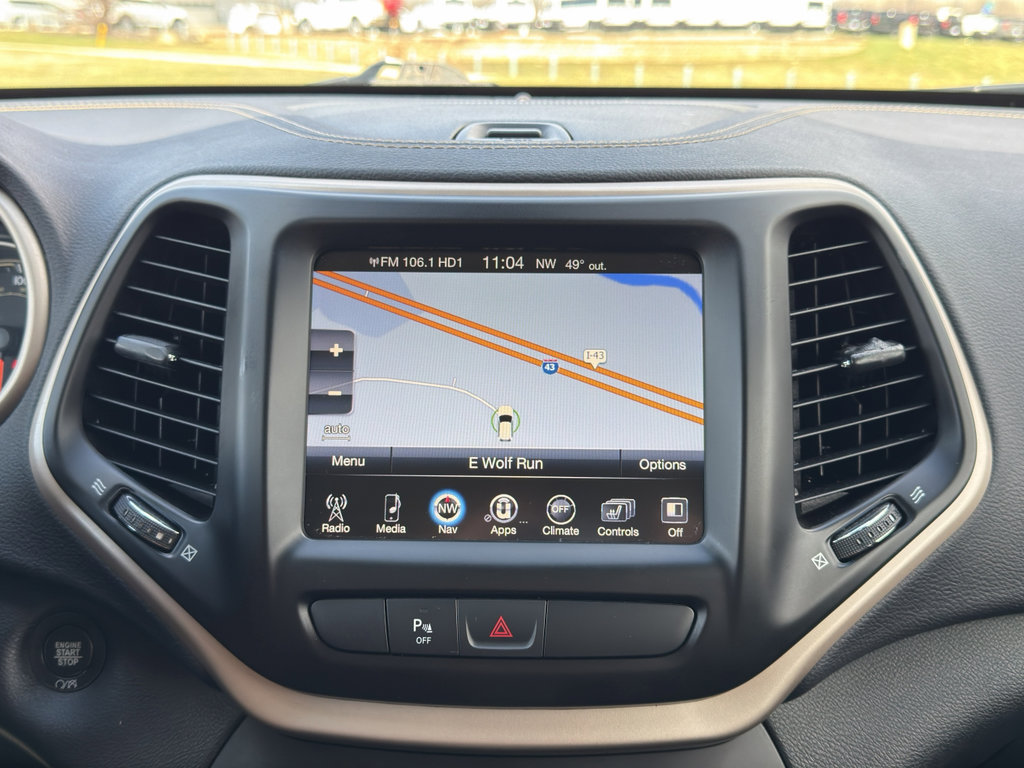 Used 2018 Jeep Cherokee Limited image 24