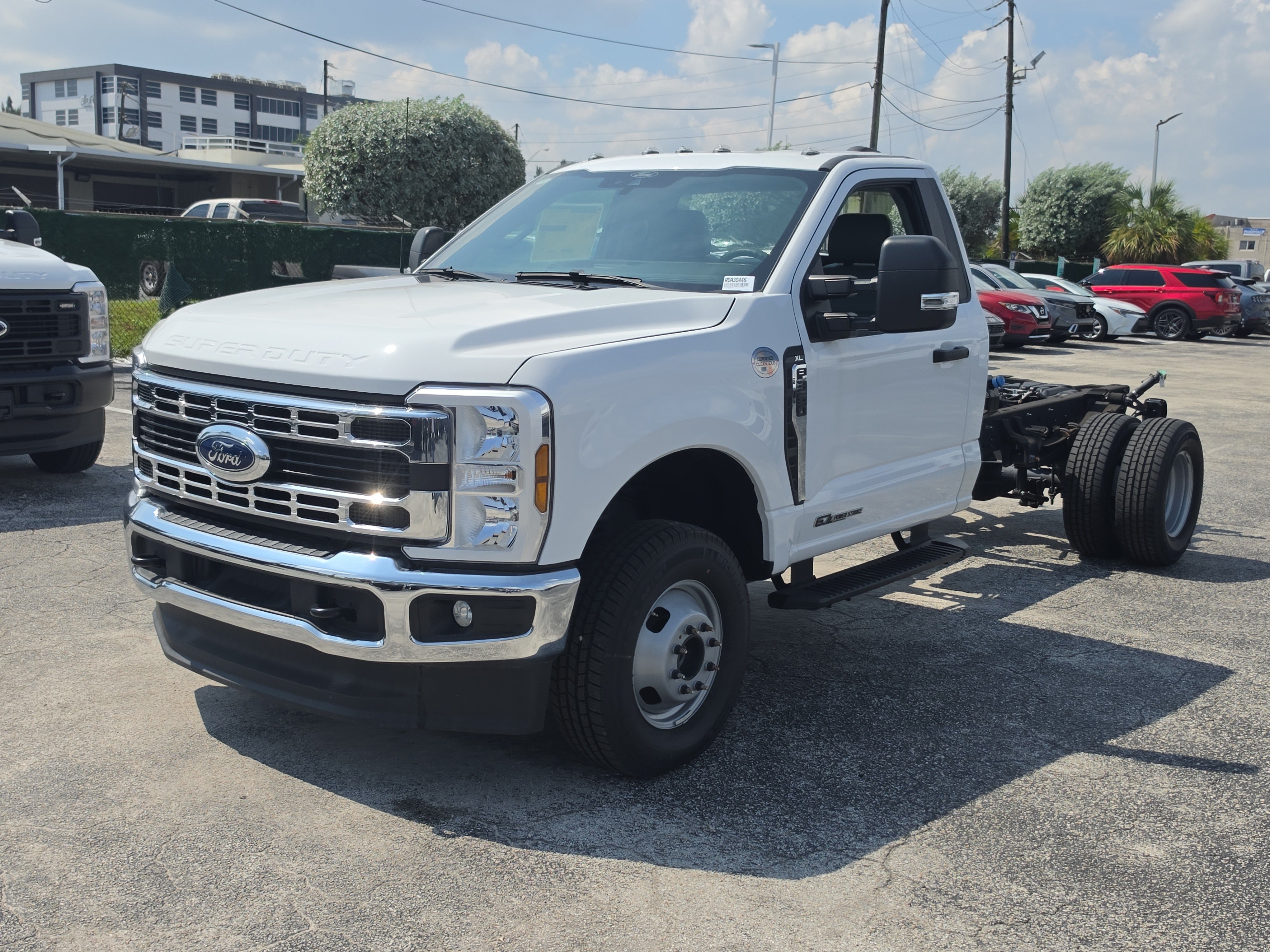 Used 2024 Ford F350 XL w/ XL Chrome Package AWD/4WD image 3