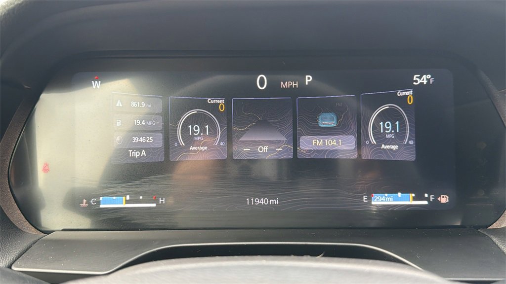 Used 2025 Jeep Grand Cherokee Laredo X w/ Luxury Tech Group I image 30