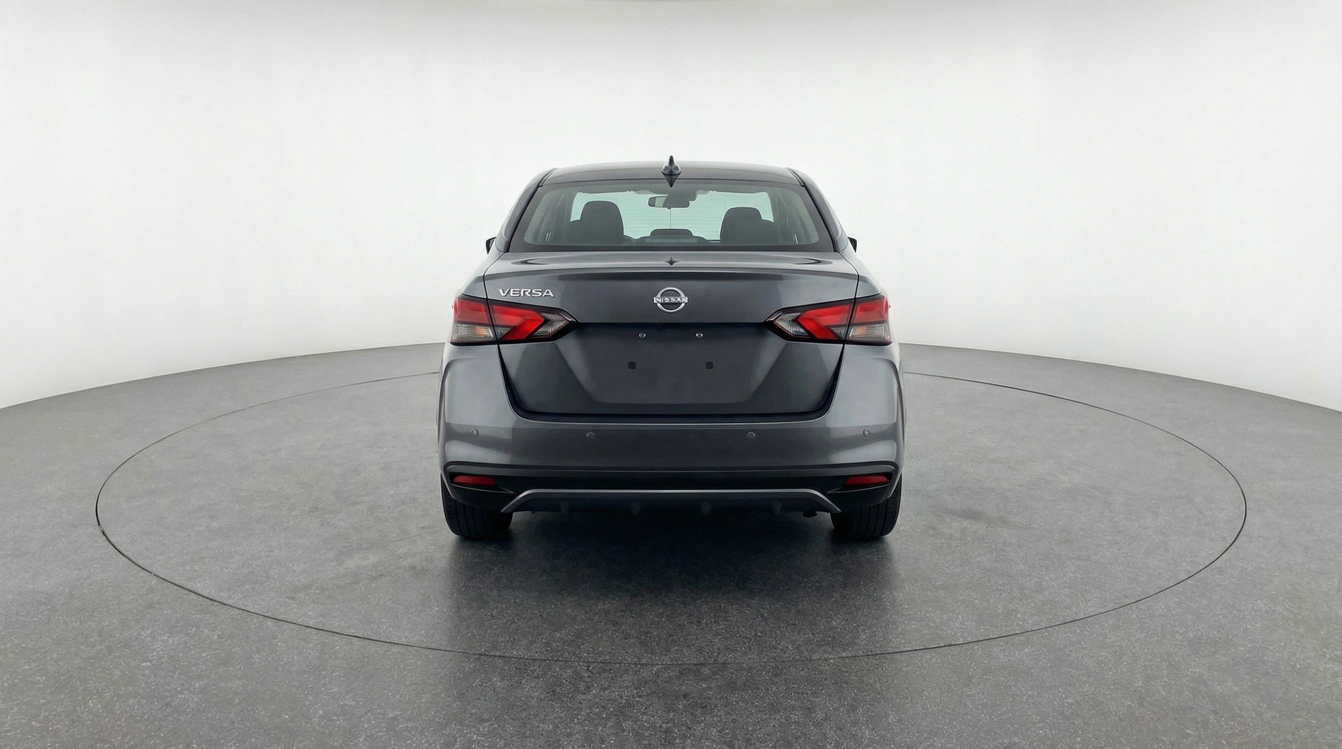 Used 2025 Nissan Versa SV image 7