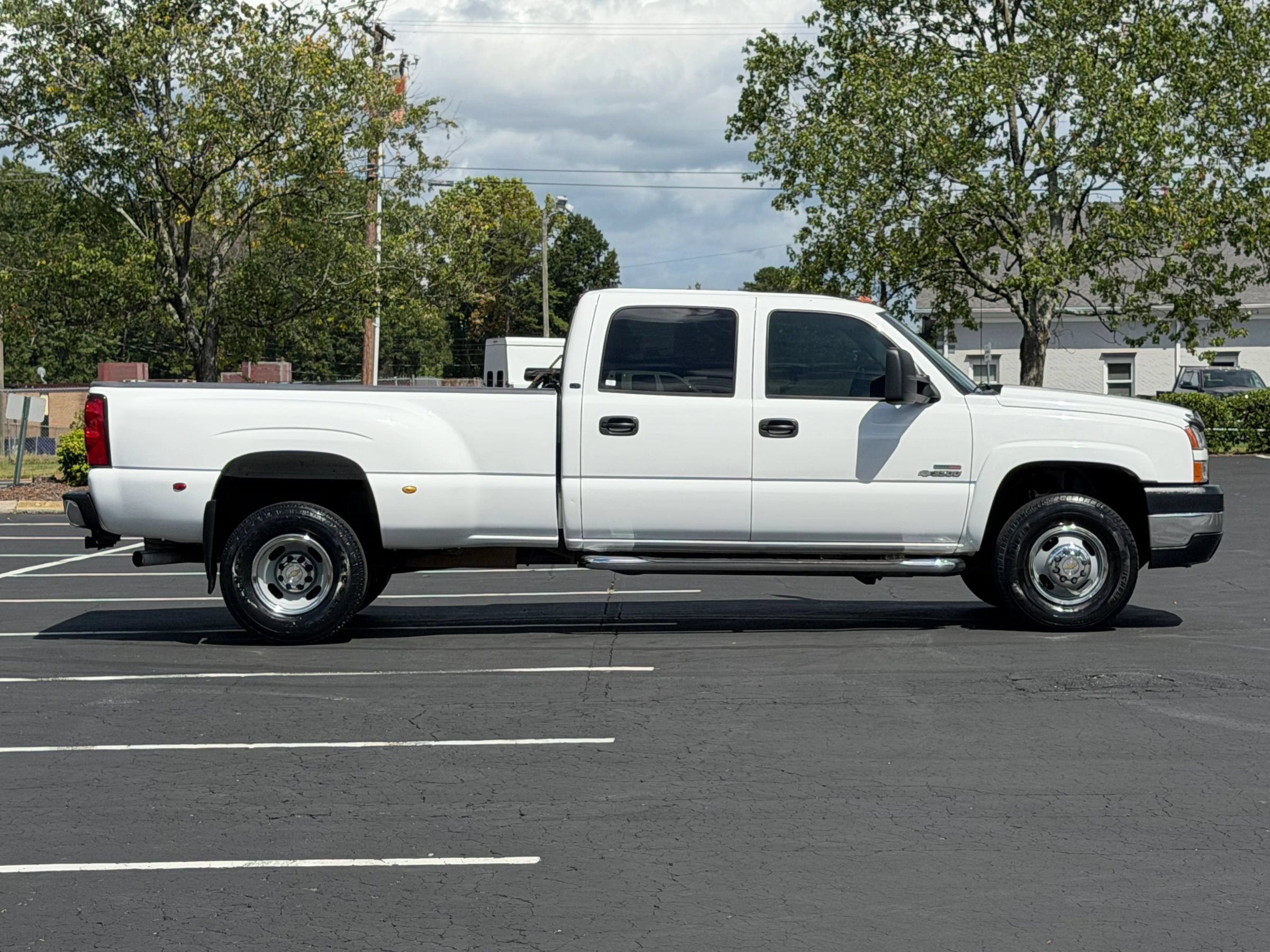 Used 2006 Chevrolet Silverado 3500 2WD Crew Cab image 5