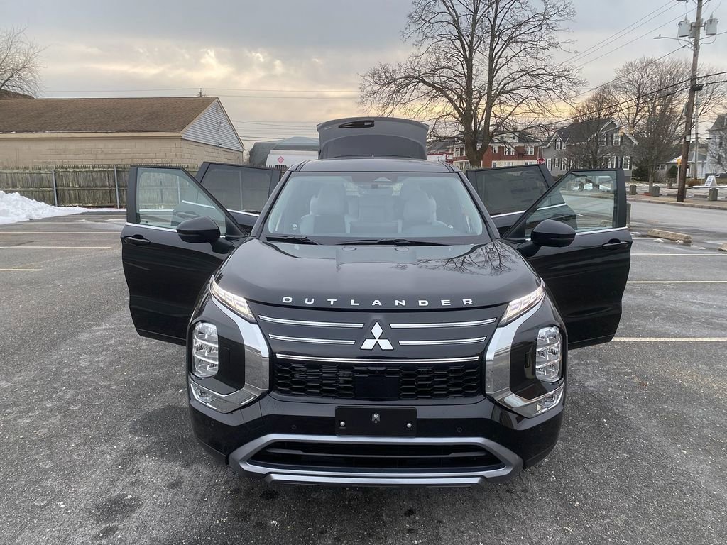 New 2026 Mitsubishi Outlander SE image 29