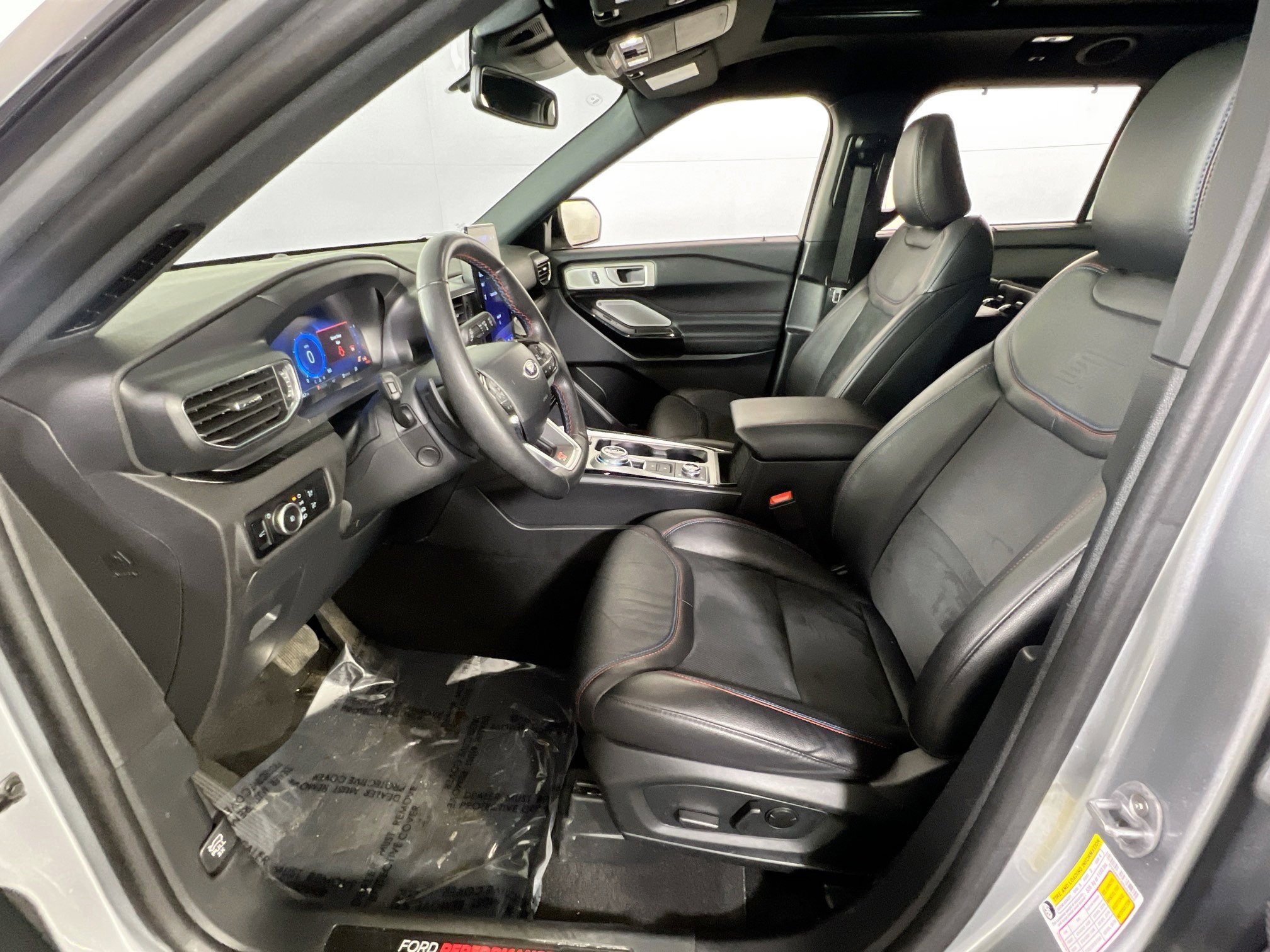 Used 2024 Ford Explorer ST w/ Equipment Group 401A image 21