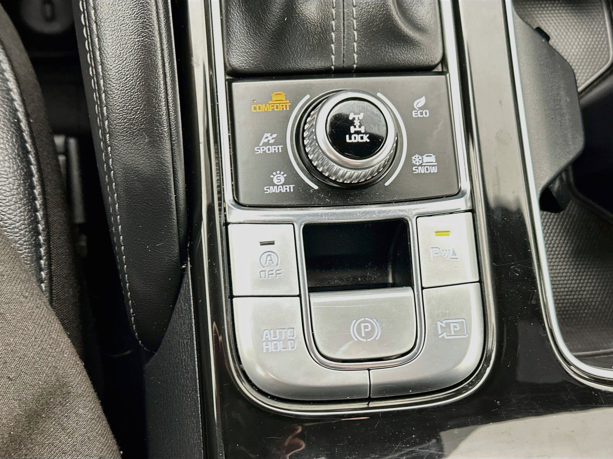 Used 2023 Kia Telluride SX X-Line AWD/4WD image 21
