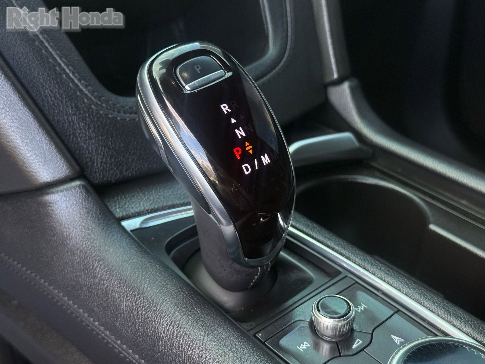 Used 2022 Cadillac XT6 Premium Luxury w/ Technology Package image 22