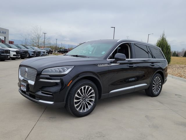 Certified 2024 Lincoln Aviator Reserve AWD/4WD image 4