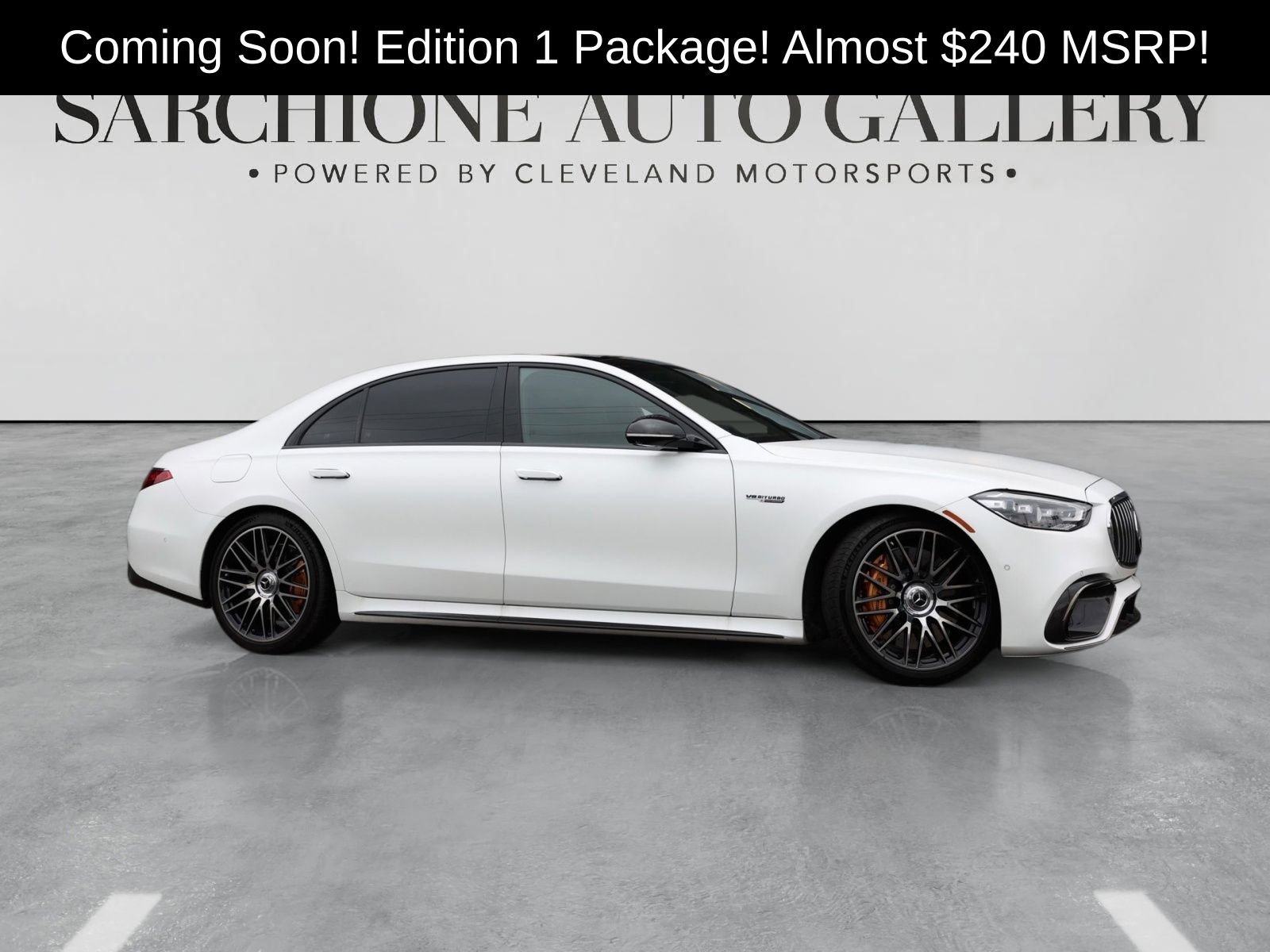 Used 2024 Mercedes-Benz S 63 AMG S w/ Carbon Fiber Exterior Package image 9