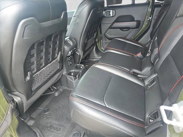 Used 2022 Jeep Gladiator Rubicon w/ LED Lighting Group AWD/4WD image 17