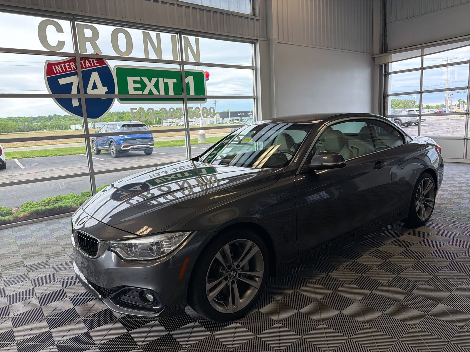 Used 2017 BMW 440i Convertible RWD image 2