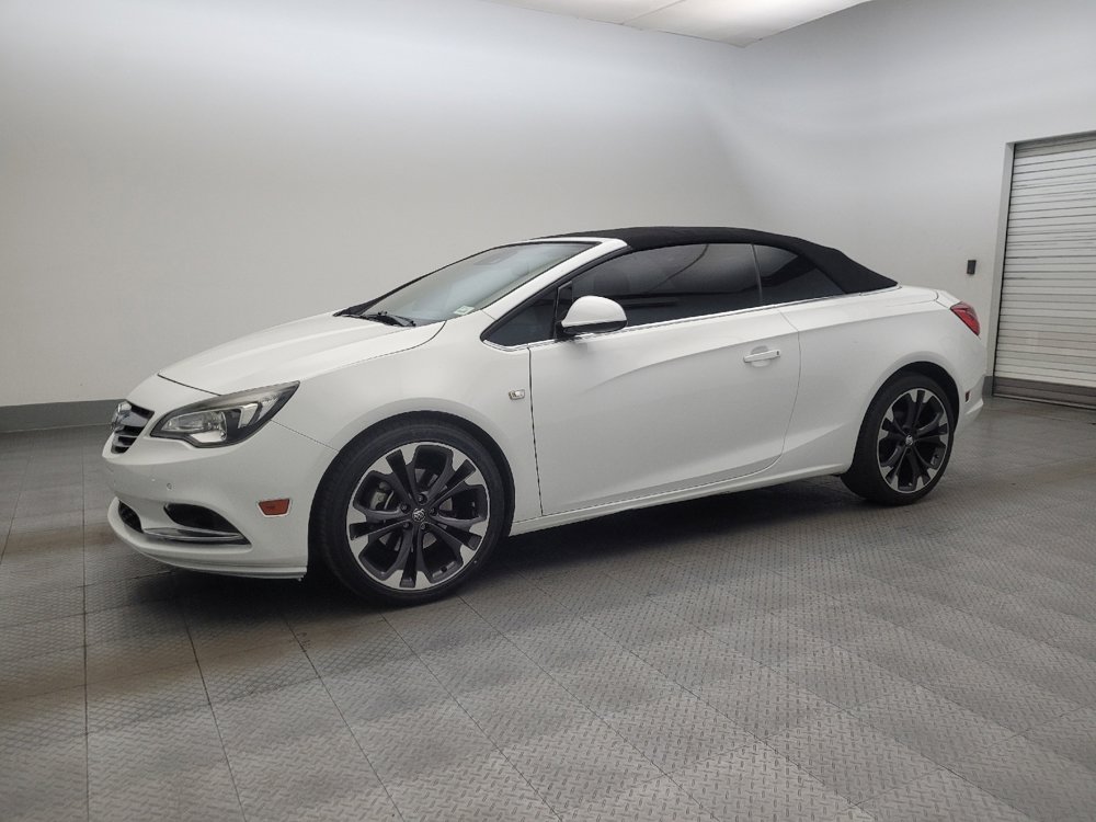 Used 2019 Buick Cascada Premium image 2
