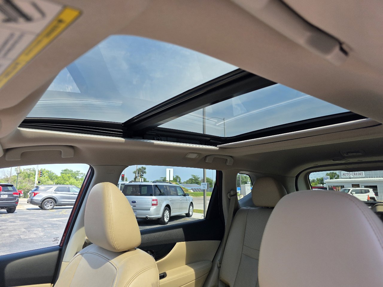 Used 2020 Nissan Rogue SL w/ Premium Package image 9