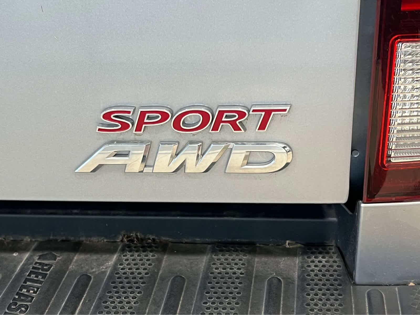 Used 2023 Honda Ridgeline Sport image 8