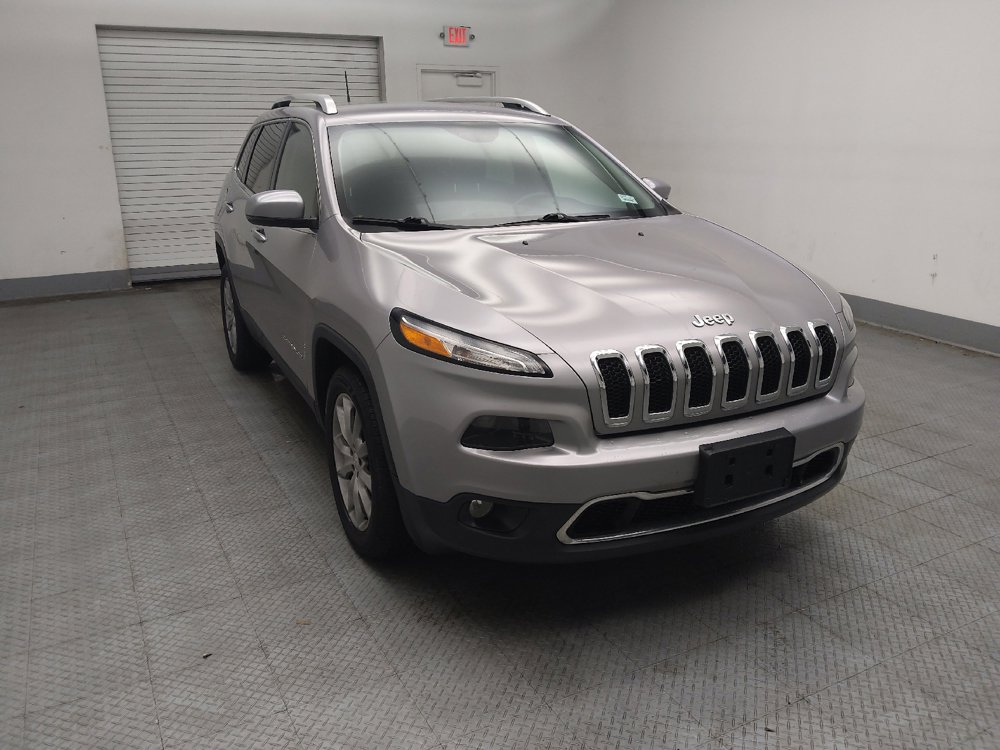 Used 2018 Jeep Cherokee Limited FWD image 13