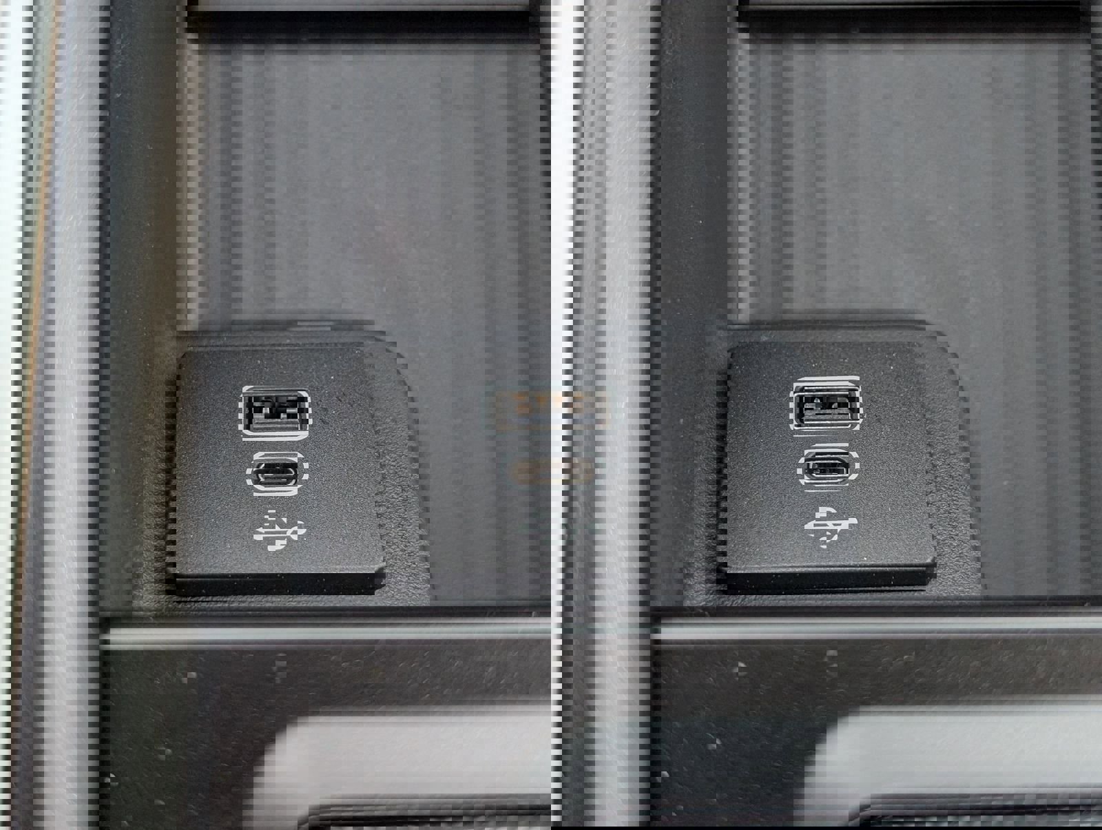 New 2026 Ford Expedition Max Platinum w/ Driver's Package image 22