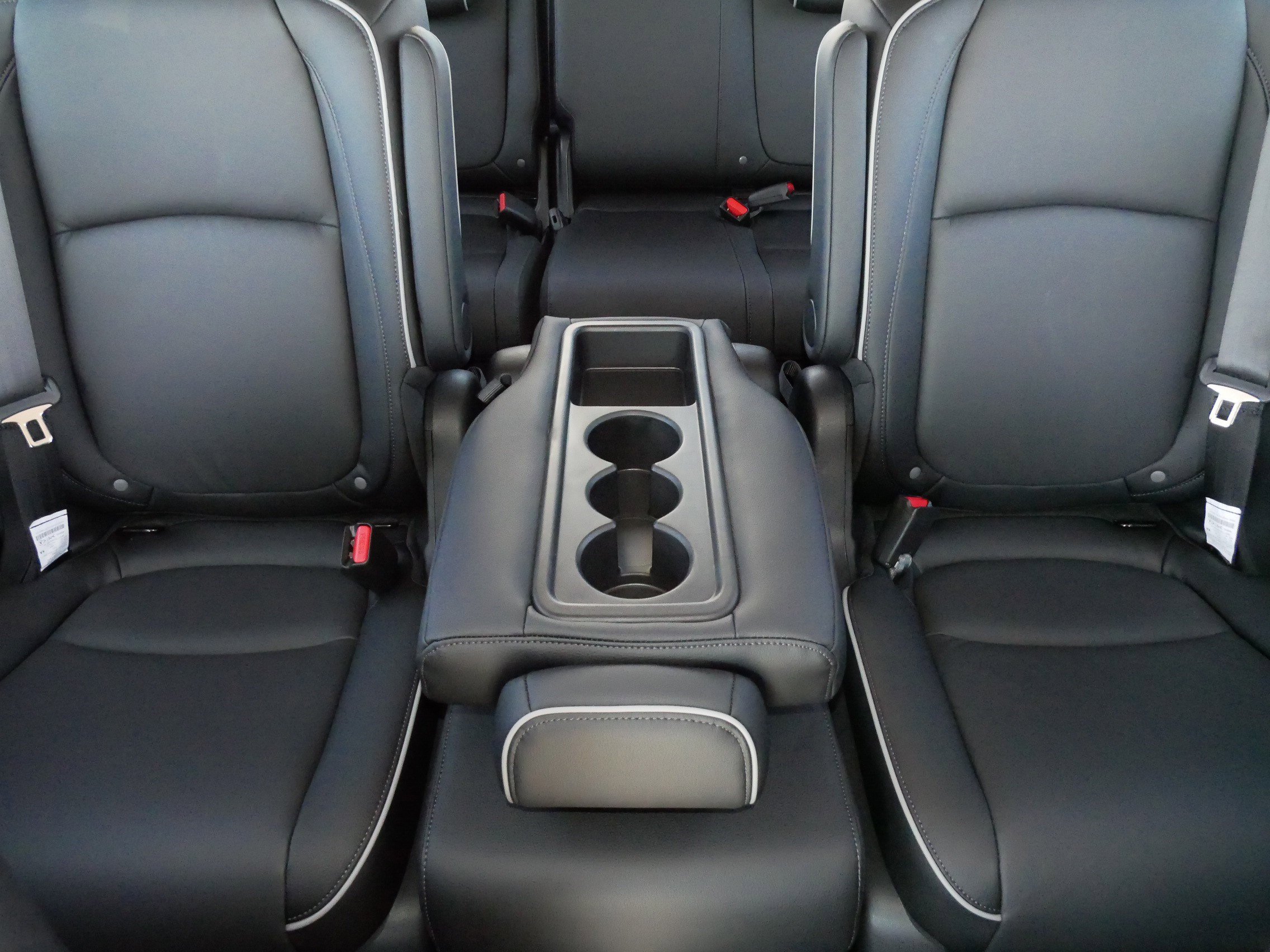 Certified 2026 Honda Odyssey Touring image 13
