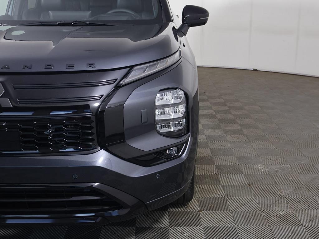 New 2026 Mitsubishi Outlander AWD image 19
