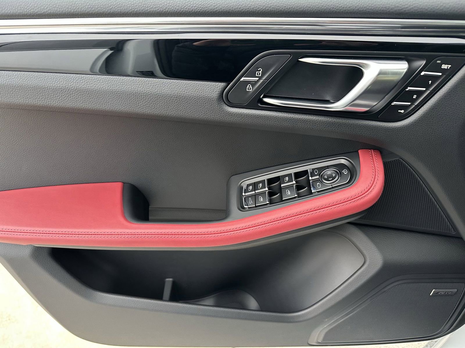 New 2026 Porsche Macan S AWD/4WD image 15