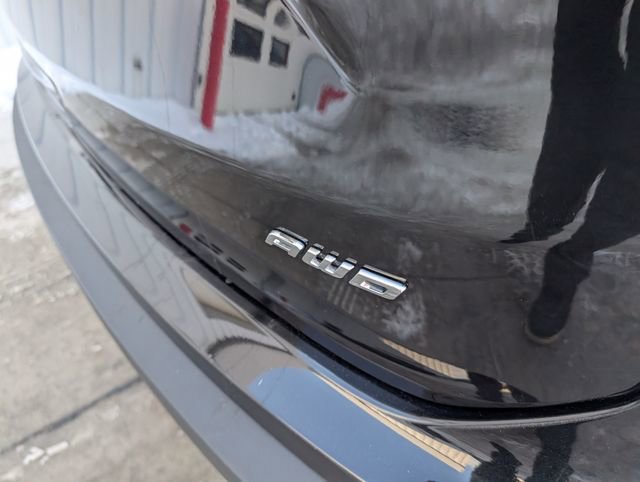 Used 2024 Ford Edge SEL image 23
