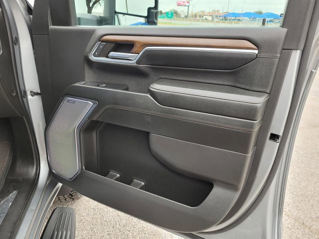 Used 2024 Chevrolet Silverado 2500 High Country w/ High Country Premium Package image 9