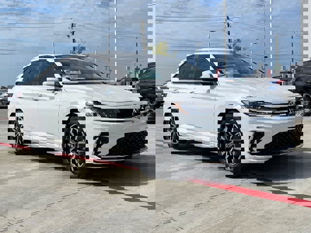 New 2026 Volkswagen Jetta SE image 8