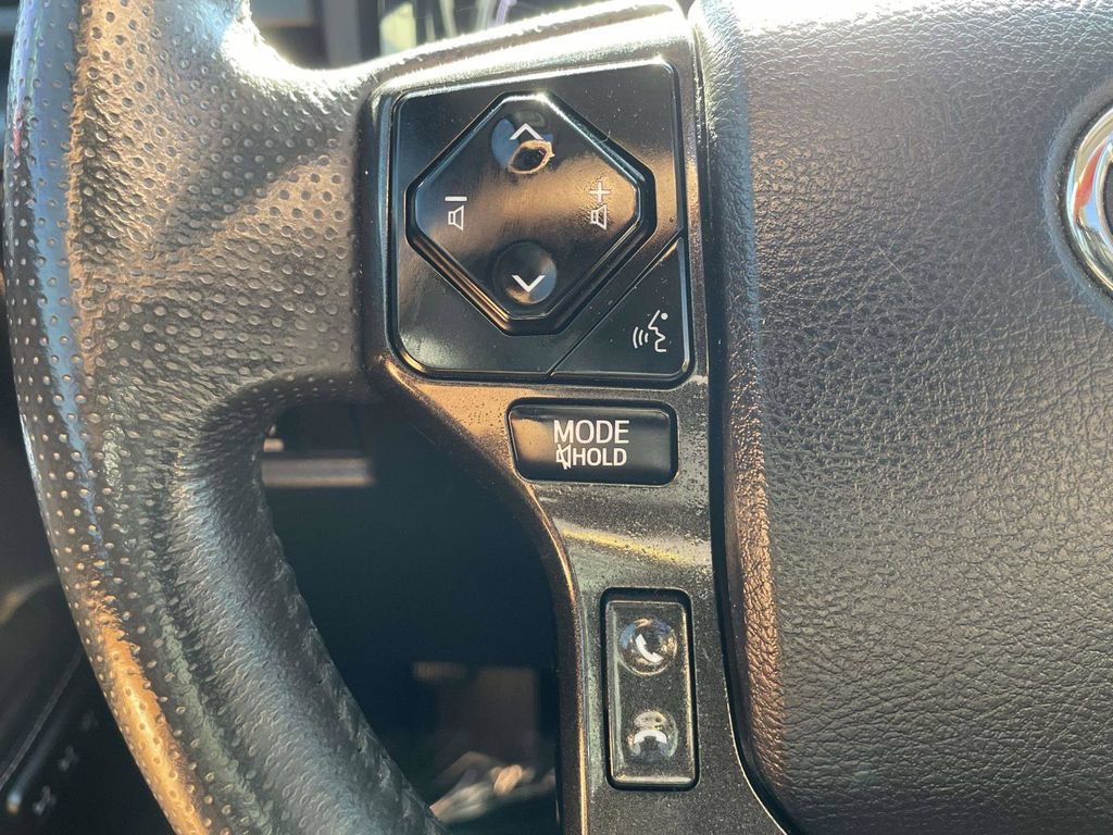 Used 2021 Toyota 4Runner Nightshade AWD/4WD image 30