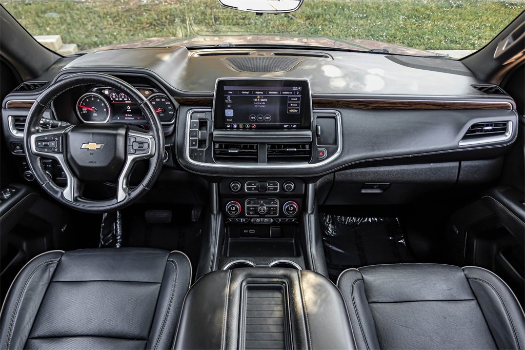 Used 2021 Chevrolet Suburban Premier w/ Premium Package image 13