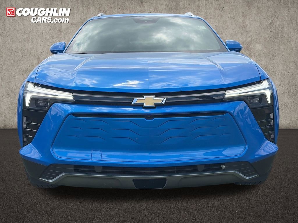 Used 2024 Chevrolet Blazer EV LT AWD/4WD image 2