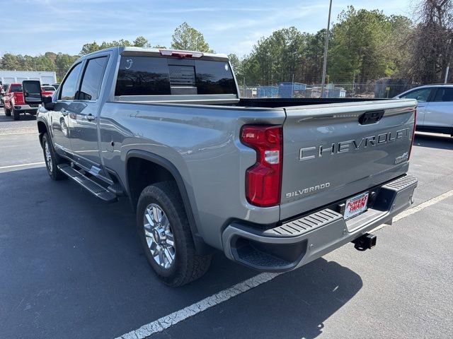 Used 2024 Chevrolet Silverado 2500 High Country w/ Technology Package image 3