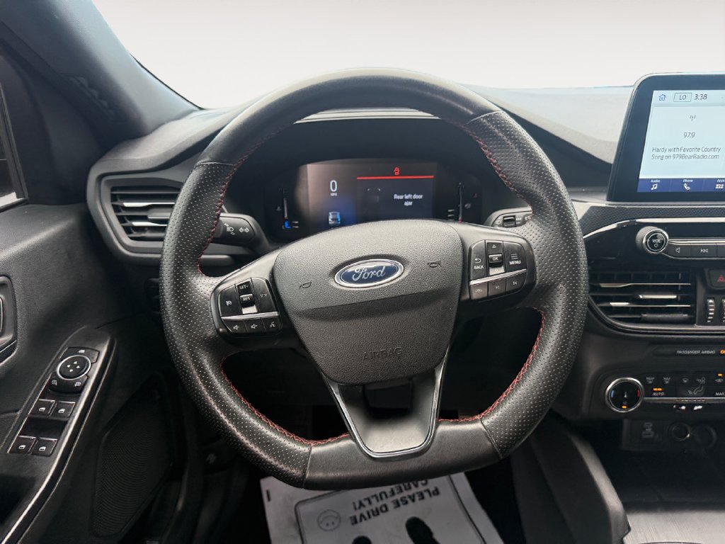 Used 2023 Ford Escape ST-Line FWD image 12