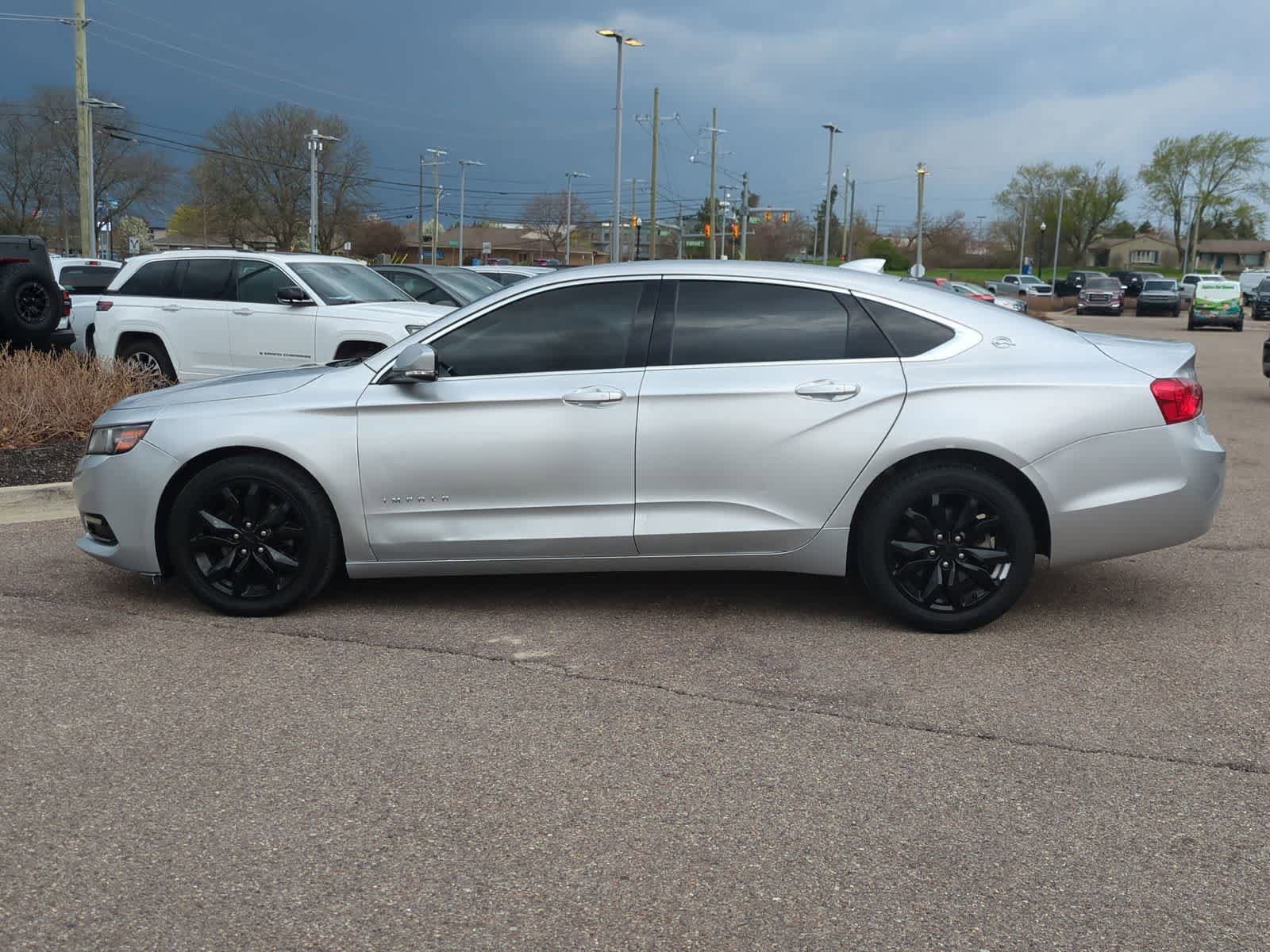 Used 2018 Chevrolet Impala LT FWD image 5