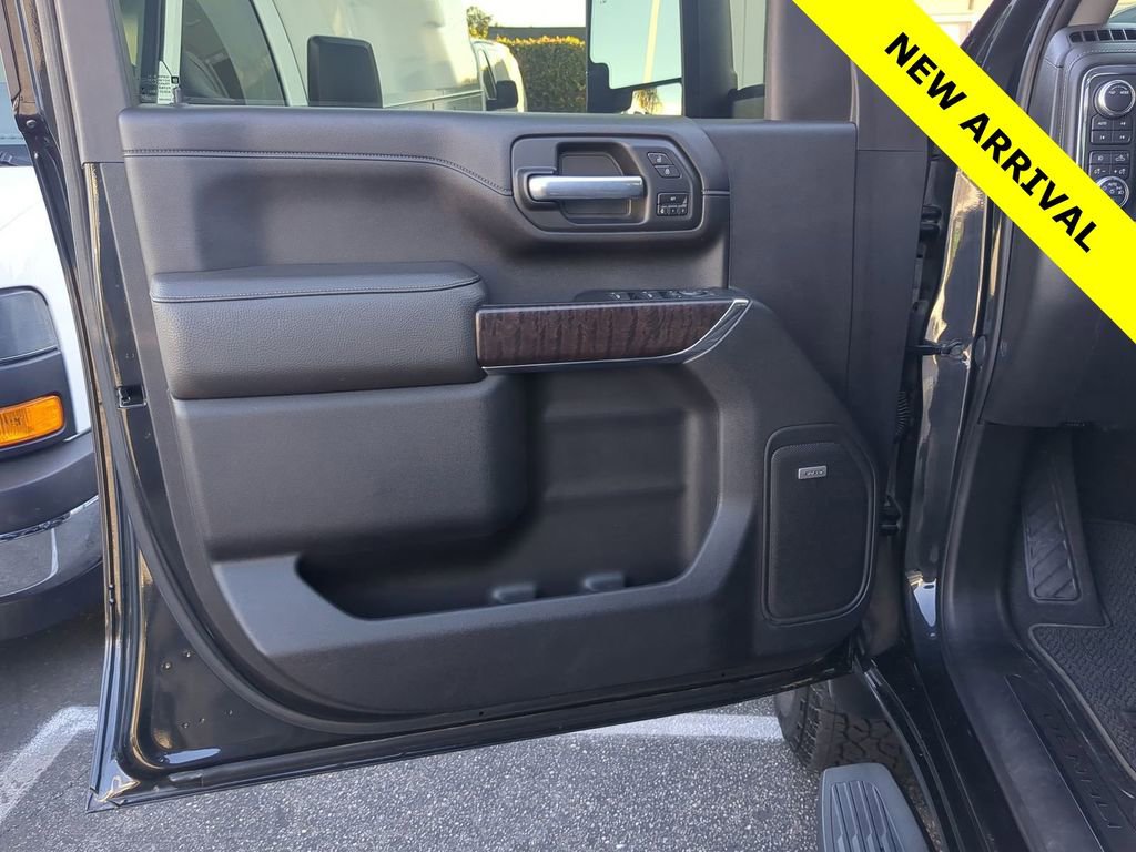 Used 2020 GMC Sierra 2500 Denali w/ Denali Ultimate Package image 25