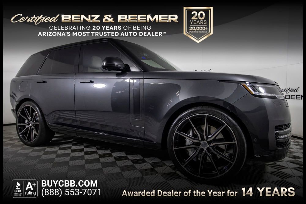 Used 2024 Land Rover Range Rover SE AWD/4WD image 1