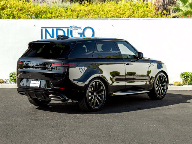 New 2026 Land Rover Range Rover Sport Dynamic SE AWD/4WD image 6