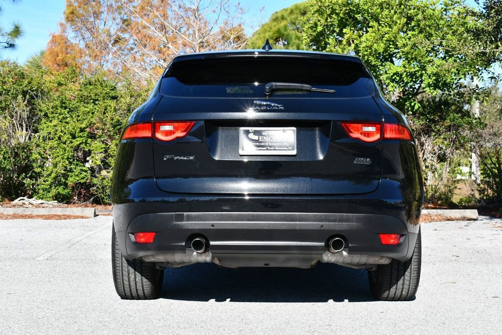 Used 2018 Jaguar F-PACE Prestige image 5