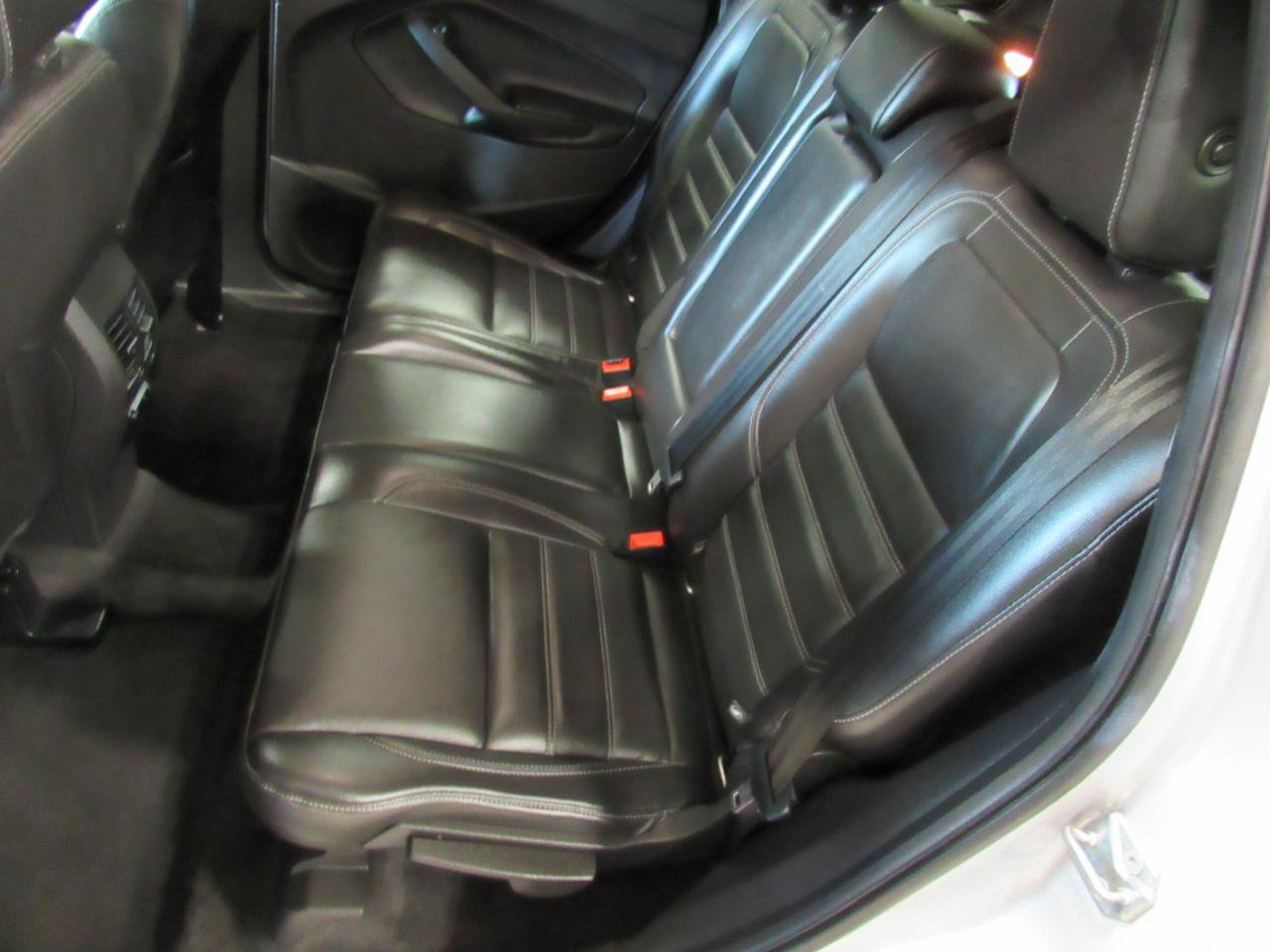 Used 2017 Ford Escape Titanium w/ Equipment Group 301A AWD/4WD image 27