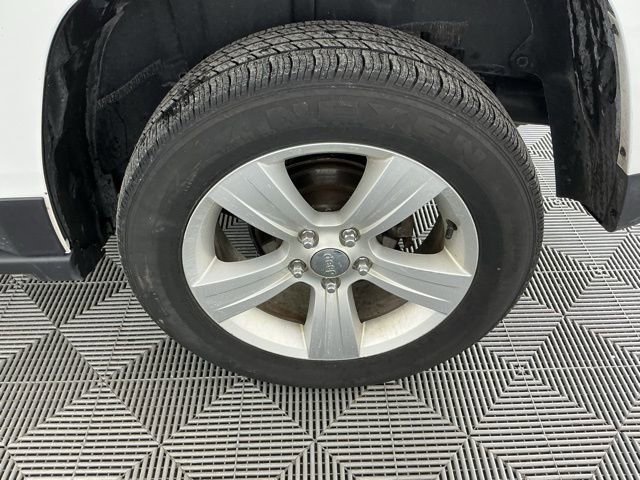 Used 2015 Jeep Patriot Limited w/ Sun/Sound Group image 18