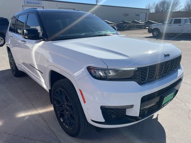 Used 2023 Jeep Grand Cherokee L Summit w/ Advanced Protech Group IV image 3