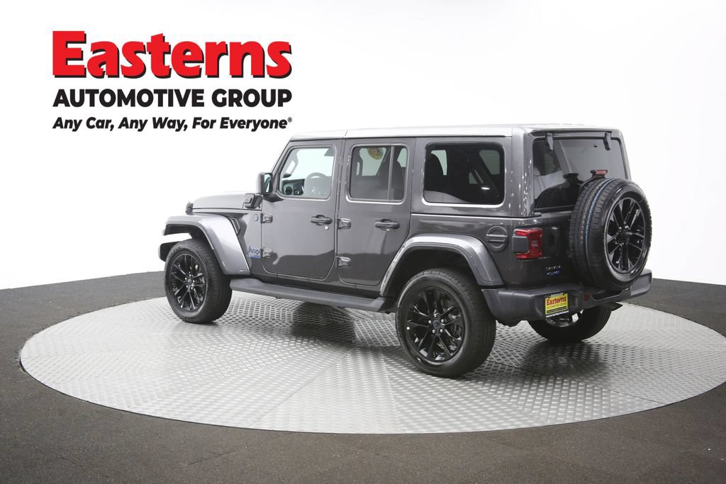 Used 2025 Jeep Wrangler Unlimited Sahara AWD/4WD image 59