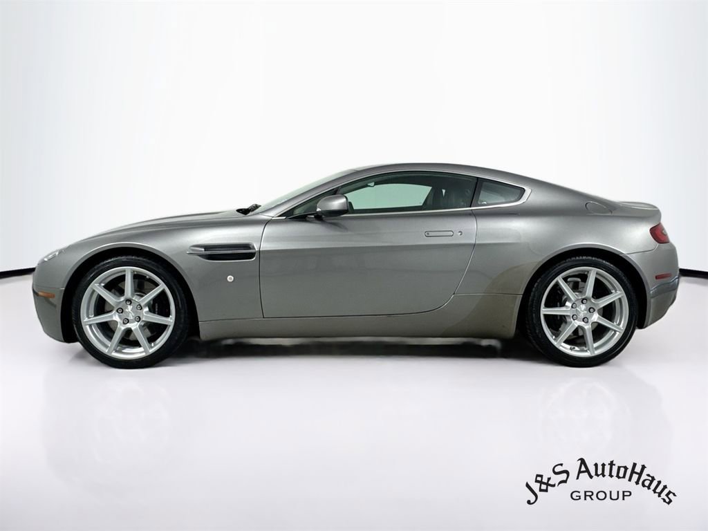 Used 2008 Aston Martin V8 Vantage Coupe RWD image 4