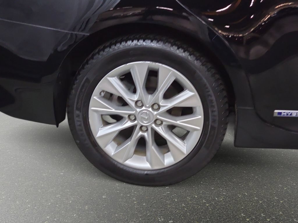 Used 2015 Lexus ES 300h w/ Navigation System Package FWD image 32