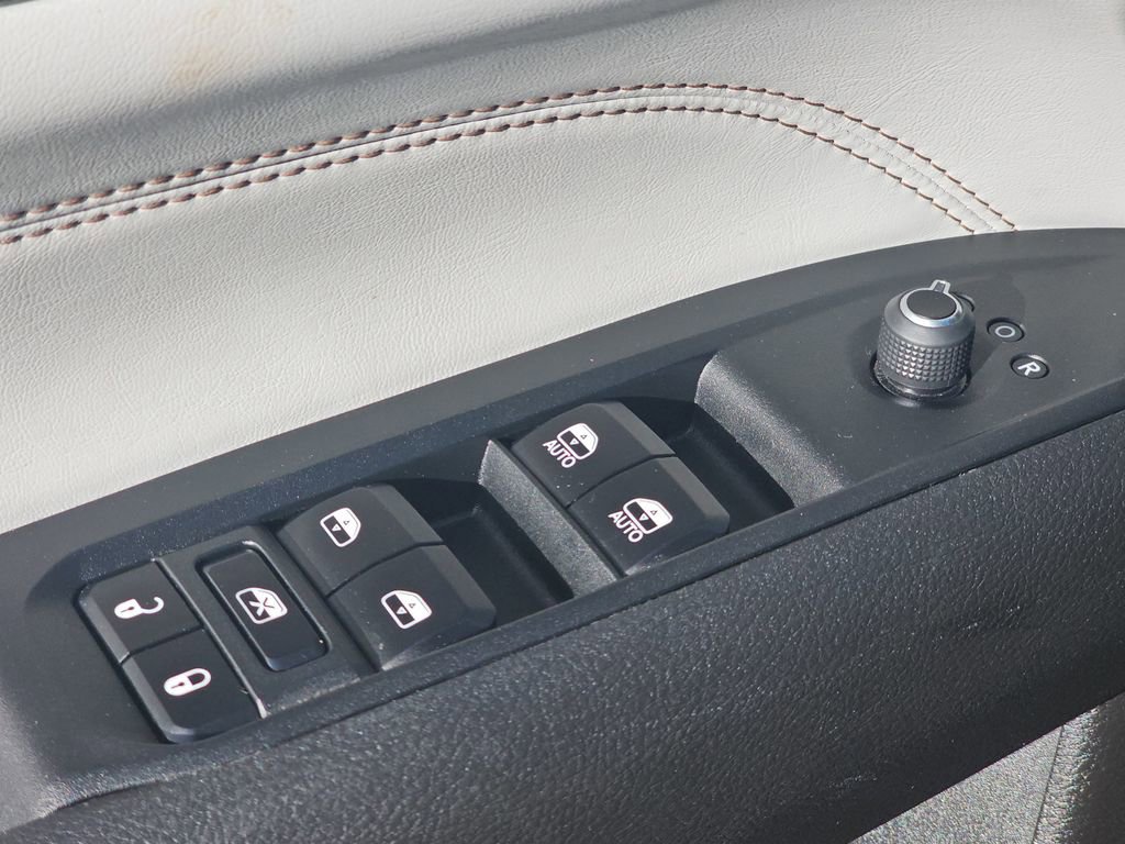 Used 2024 Jeep Compass Limited image 27